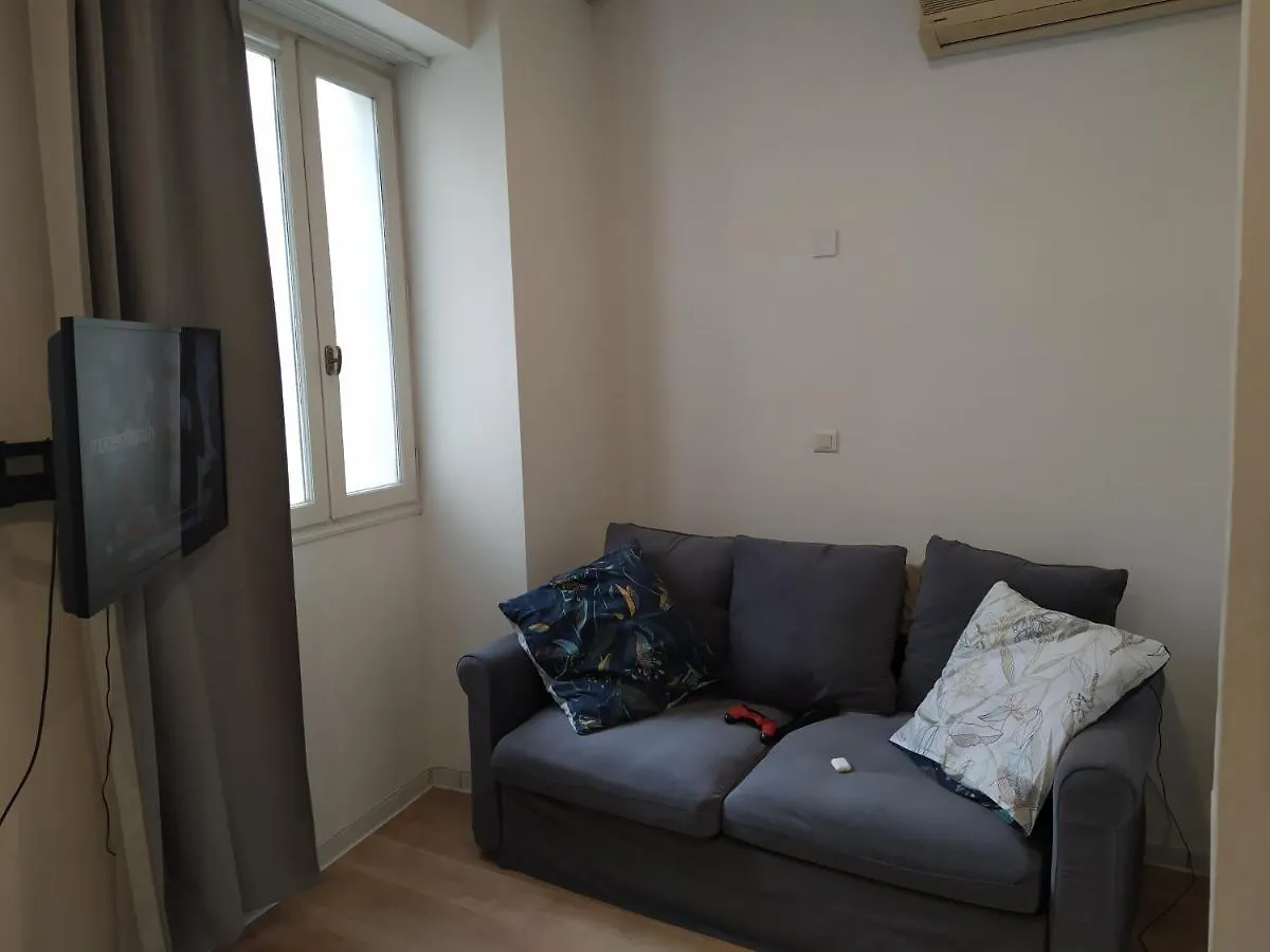 Studio Neuf climatisé tout équipé #2 Toulon 0*,  France